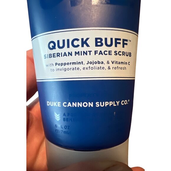 Duke Cannon Supply Co Standard Issue Quick Buff Siberian Mint Face Scrub 6 Fl Oz - Picture 4 of 4
